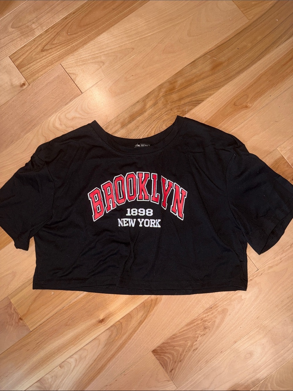 Brooklyn Graphic Crop Tee - Black with Red & White Logo S